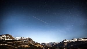 mountains falling star